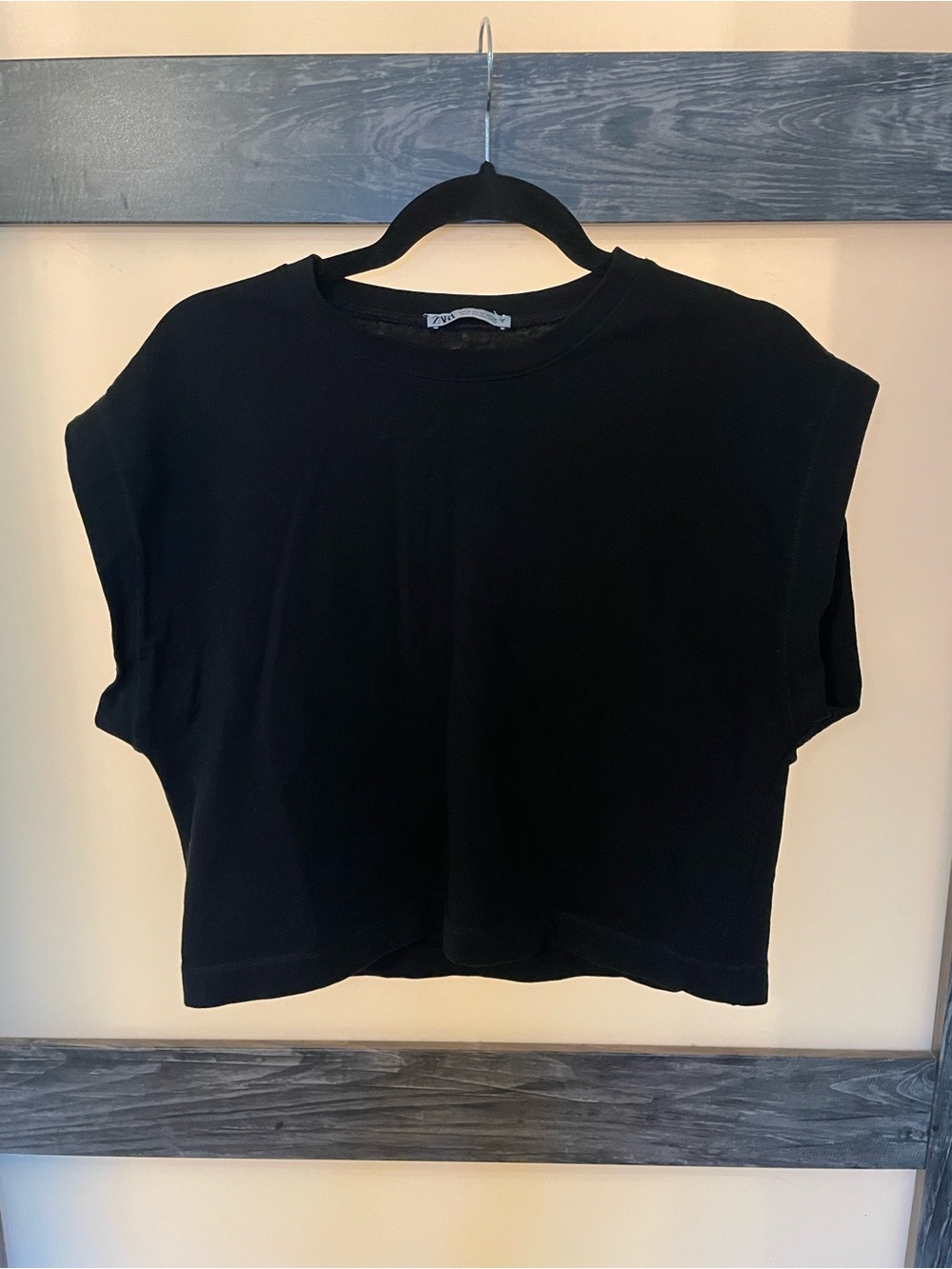 Zara Black Cropped Short-Sleeve Tee